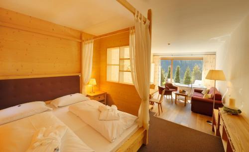 Alpenheim Charming & Hotel 4*